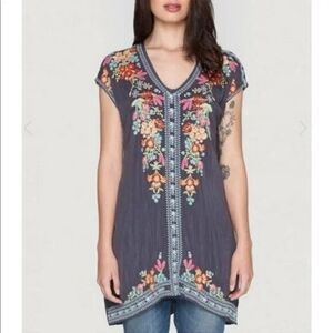 Johnny Was Heidi Gray Floral Embroidered Tunic. Sz. Medium